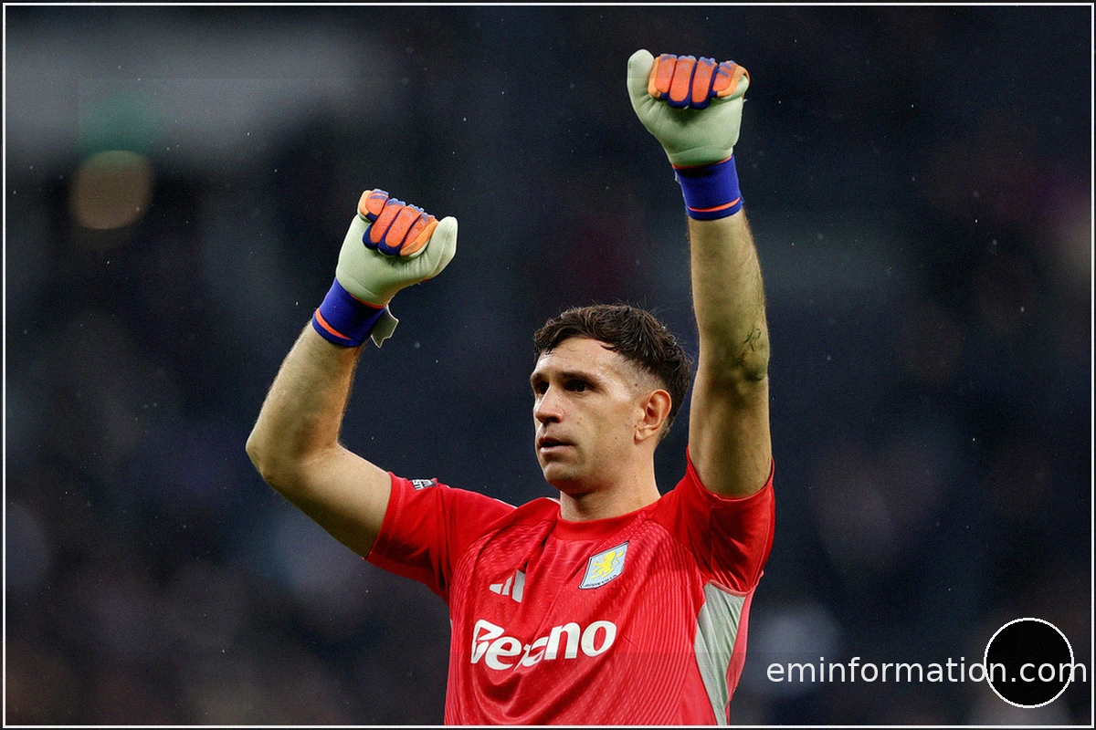 Juventus Set for Crucial Talks with Emiliano Martinez's Agent After World Cup Thriller