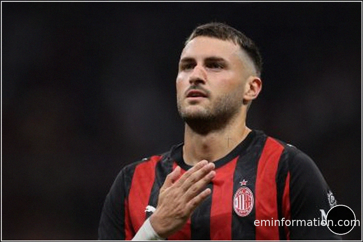 Milan Forward Gimenez Suffers Injury in Mexico's World Cup Defeat to England