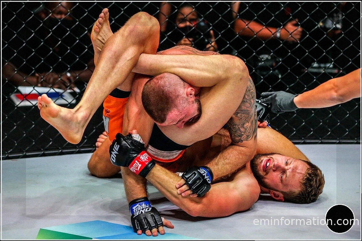 UFC Method of Victory Betting: KO, Submission, and Decision Explained